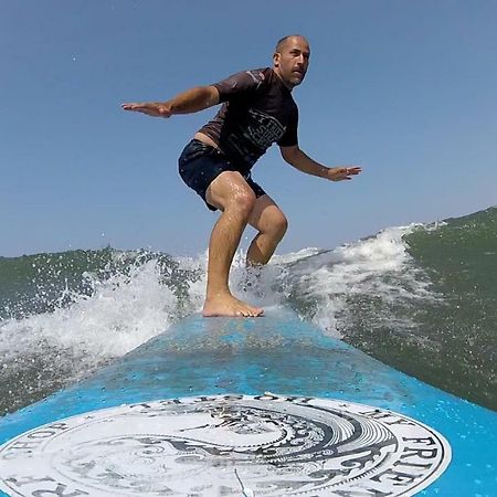 Surf Hostel My Friends Huanchaco Exteriör bild