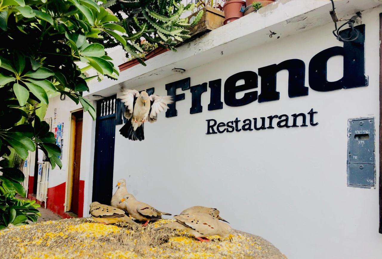 Surf Hostel My Friends Huanchaco Exteriör bild